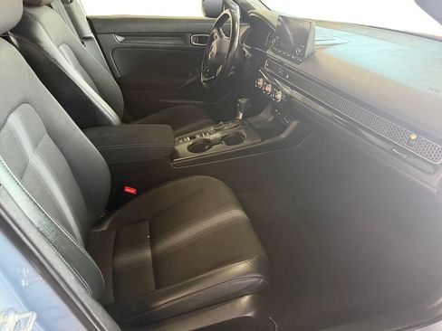Used 2022 Honda Civic Sport image 16