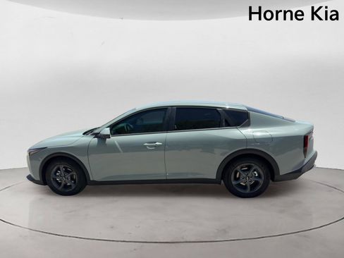 New 2026 Kia K4 FWD image 6