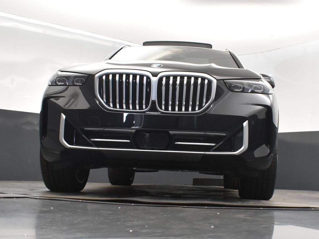 Certified 2026 BMW X5 sDrive40i w/ Parking Assistance Package RWD image 45