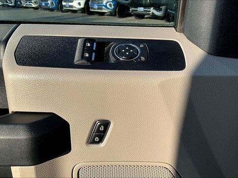 Used 2022 Ford F350 XL w/ Power Equipment Group image 16