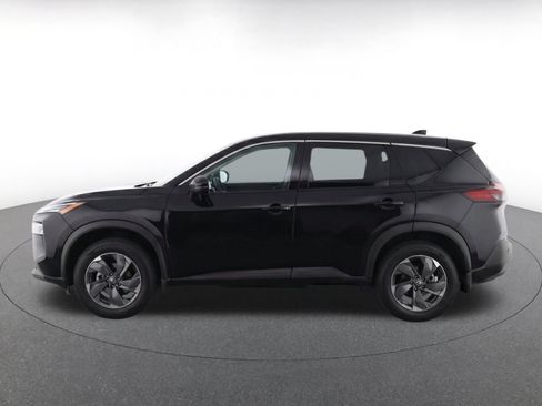 Used 2025 Nissan Rogue SV AWD/4WD image 4