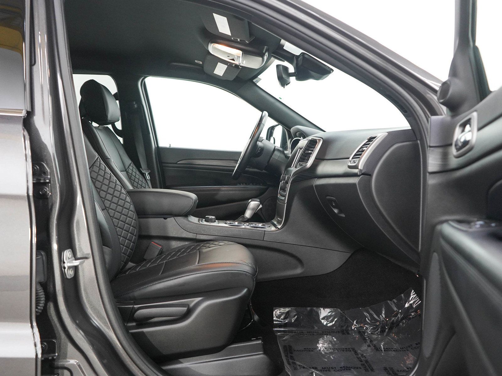 Used 2021 Jeep Grand Cherokee Laredo AWD/4WD image 11