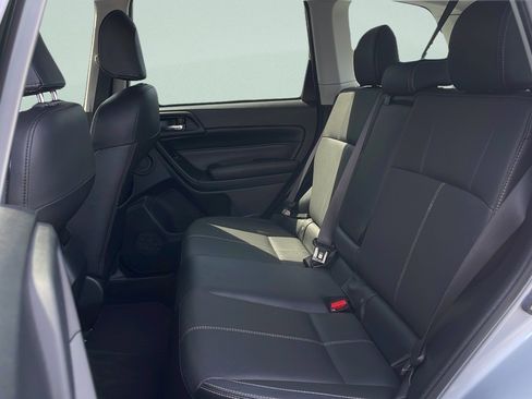 Used 2018 Subaru Forester 2.5i Touring AWD/4WD image 24