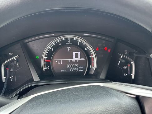 Used 2018 Honda CR-V LX image 16