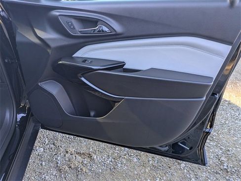 New 2026 Chevrolet Trax LT image 31