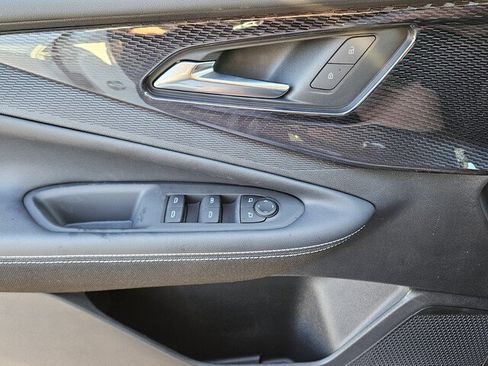 New 2025 Chevrolet Blazer EV LT image 18