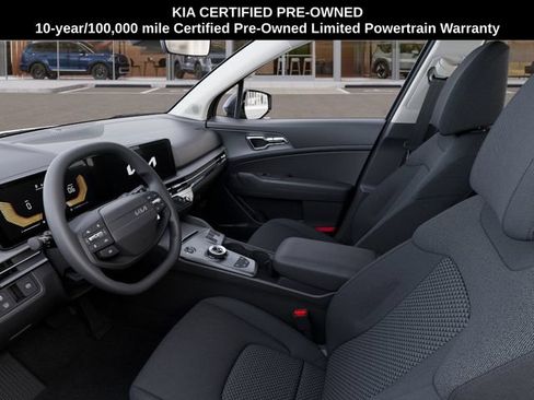 Certified 2026 Kia Sportage LX FWD image 17