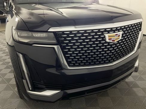 Used 2024 Cadillac Escalade ESV Premium Luxury w/ Performance Package AWD/4WD image 8