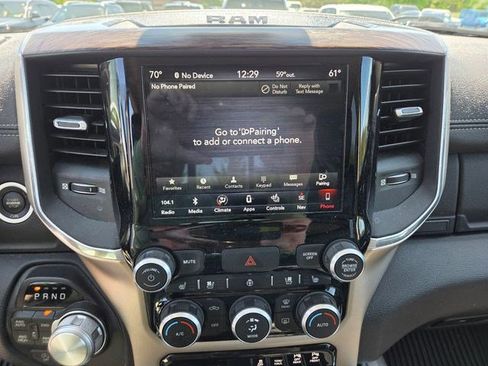 Used 2019 RAM 1500 Laramie AWD/4WD image 6