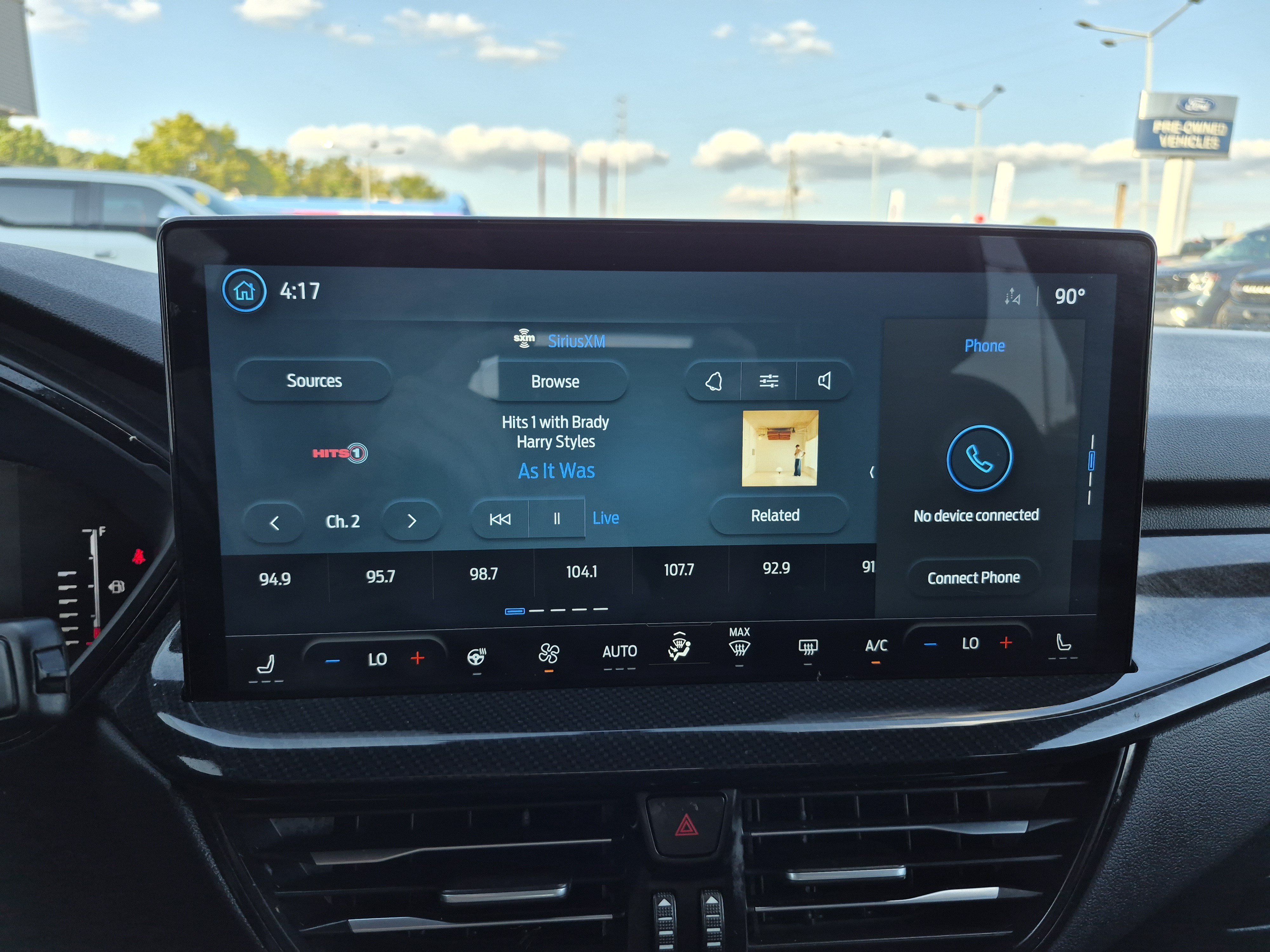 Used 2023 Ford Escape ST-Line w/ Tech Pack #1 FWD image 32