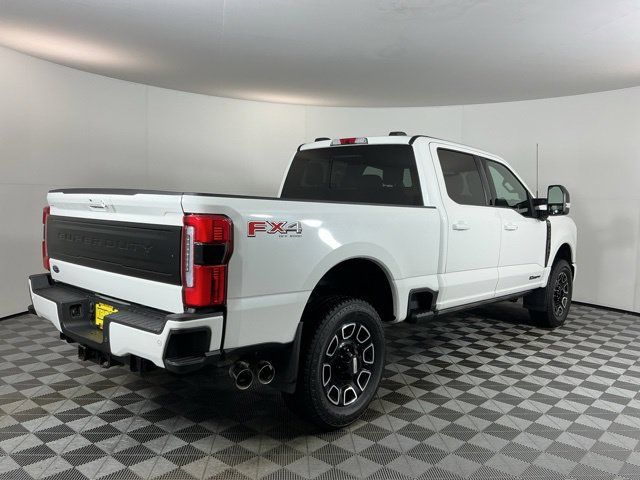 Used 2025 Ford F350 Platinum w/ FX4 Off-Road Package AWD/4WD image 4