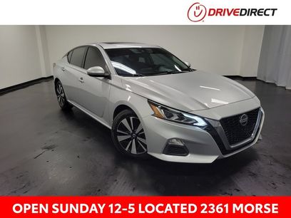Used 2021 Nissan Altima 2.5 SV w/ SV Premium Package