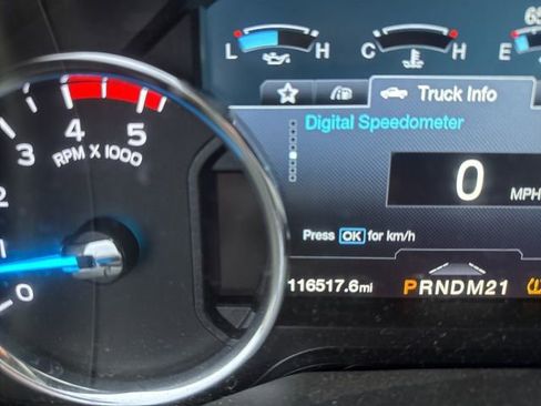 Used 2017 Ford F250 Platinum w/ Platinum Ultimate Package AWD/4WD image 11