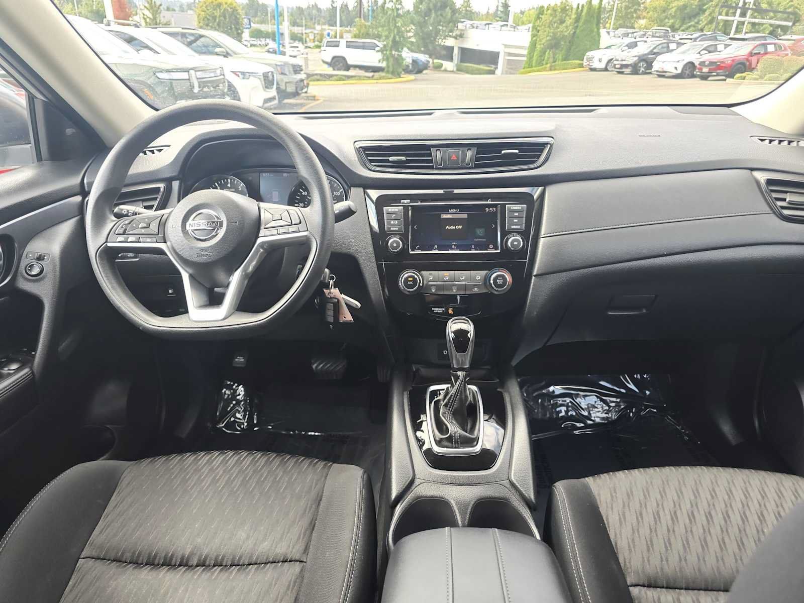 Used 2018 Nissan Rogue S AWD/4WD image 18