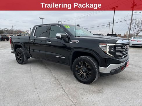 Used 2022 GMC Sierra 1500 SLT w/ SLT Convenience Package image 8