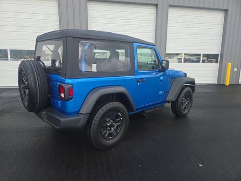Used 2026 Jeep Wrangler Sport AWD/4WD image 8