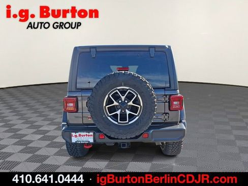 Used 2024 Jeep Wrangler Unlimited Rubicon image 5
