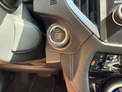 Used 2022 Subaru Forester Touring AWD/4WD image 18