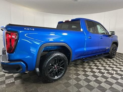 Used 2023 GMC Sierra 1500 Elevation AWD/4WD image 2