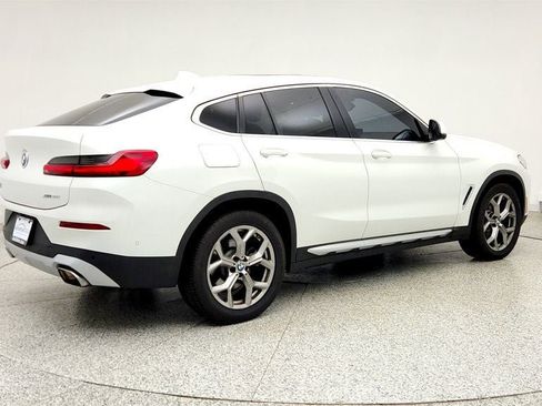 Used 2022 BMW X4 xDrive30i w/ Parking Assistance Package AWD/4WD image 5
