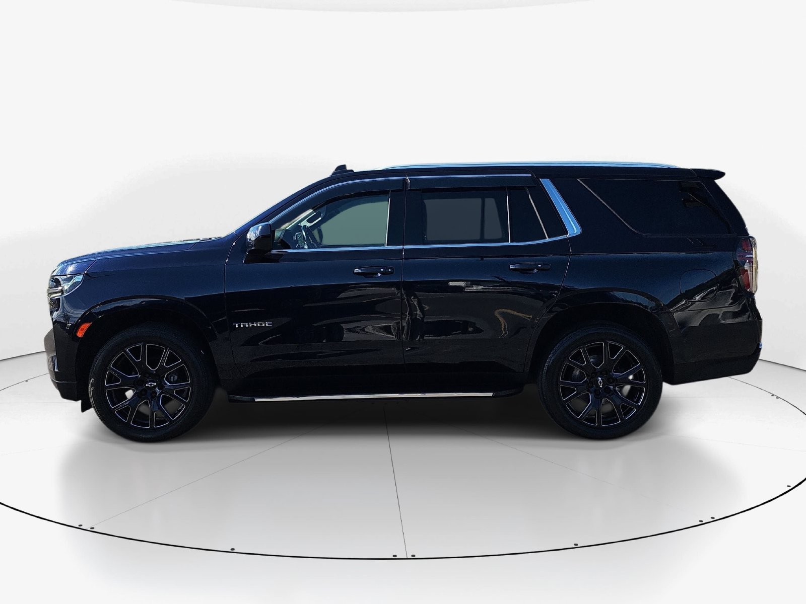 Used 2021 Chevrolet Tahoe LT AWD/4WD image 10