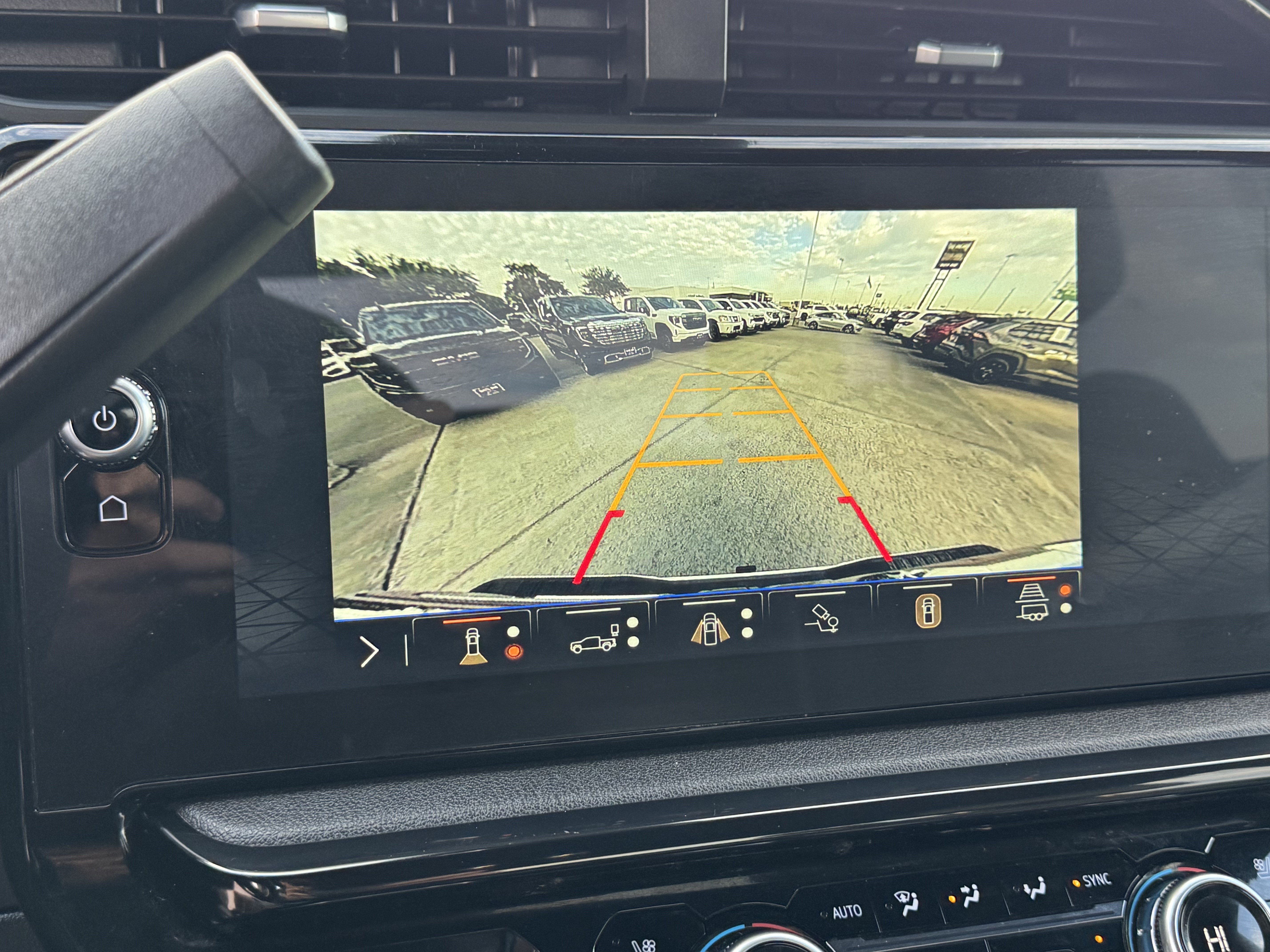 Used 2026 GMC Sierra 2500 AT4 AWD/4WD image 16