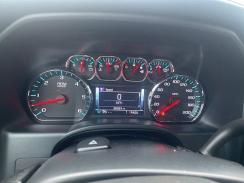 Used 2017 GMC Sierra 1500 SLE image 9