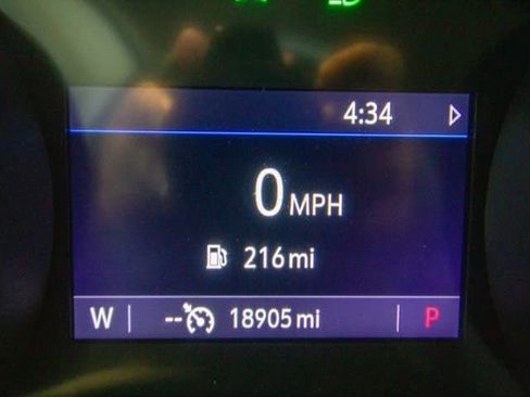 Certified 2023 Buick Encore GX Preferred w/ Cold Weather Comfort Package image 28