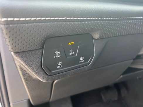 New 2026 Volkswagen Atlas SE image 52