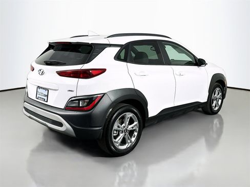 Used 2023 Hyundai Kona SEL image 7