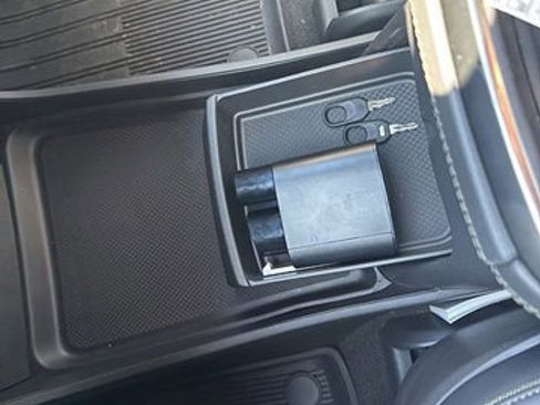 Used 2025 Rivian R1T Adventure image 20