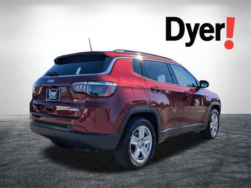 Used 2022 Jeep Compass Latitude image 6