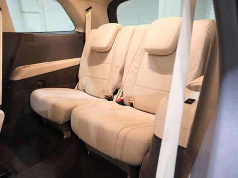 Used 2020 Mercedes-Benz GLS 450 4MATIC image 26