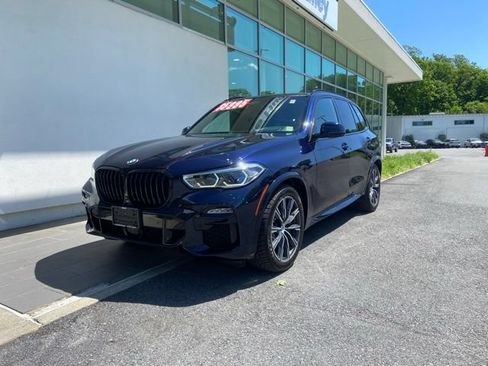Used 2021 BMW X5 M50i w/ Executive Package AWD/4WD image 3