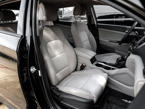 Used 2017 Hyundai Tucson SE image 30