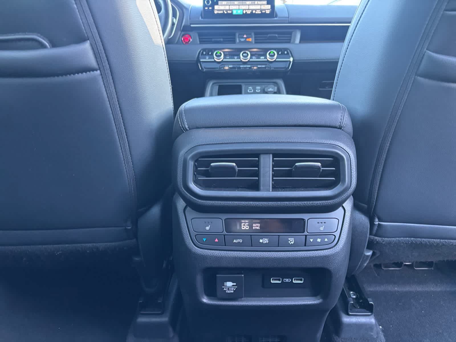 Used 2023 Honda Pilot Elite image 24