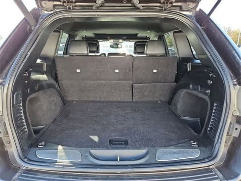 Used 2019 Jeep Grand Cherokee Limited image 32