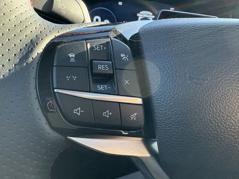 Used 2025 Ford Explorer ST-Line image 53