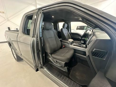 Used 2018 Ford F150 XLT w/ Equipment Group 302A Luxury image 39