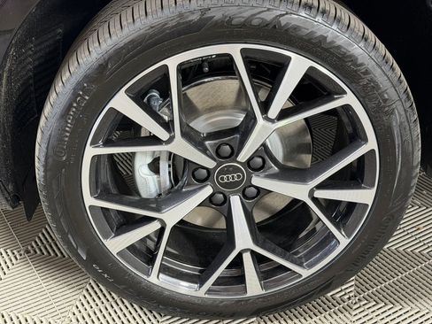 New 2026 Audi Q3 quattro 2.0T AWD/4WD image 12