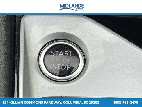 Used 2024 Nissan Altima 2.5 SV FWD image 28