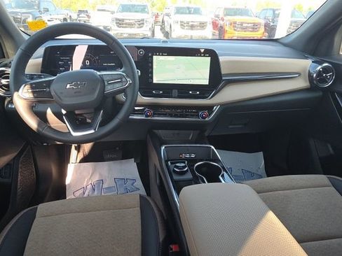 New 2026 Chevrolet Equinox ACTIV image 6