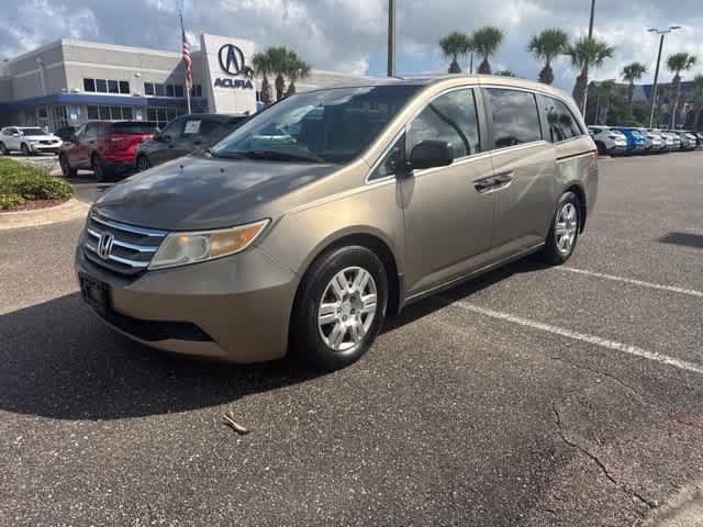 Used 2011 Honda Odyssey LX image 2