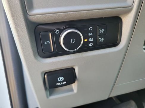 Certified 2024 Ford F150 XLT image 17