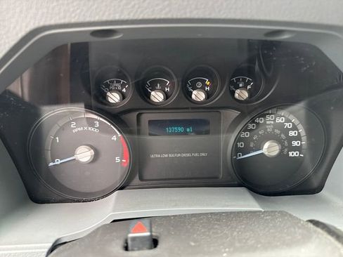 Used 2016 Ford F250 XL w/ Camper Package RWD image 16