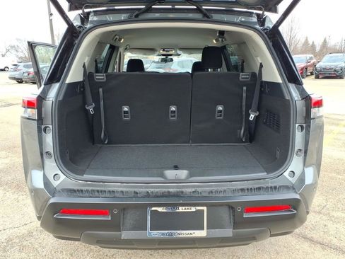 New 2026 Nissan Pathfinder SV image 31