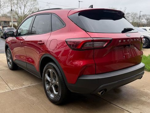 Used 2025 Ford Escape ST-Line image 5
