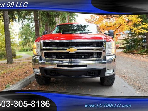 Used 2008 Chevrolet Silverado 3500 LTZ w/ Suspension Package, Off-Road image 6