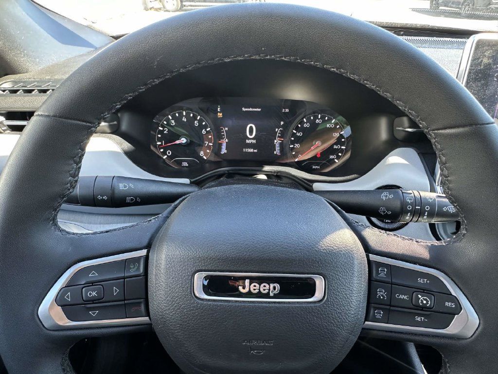 Used 2024 Jeep Compass Limited AWD/4WD image 19