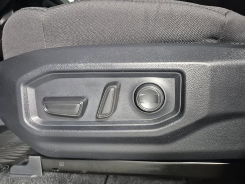 New 2026 Toyota Tundra SR5 image 17